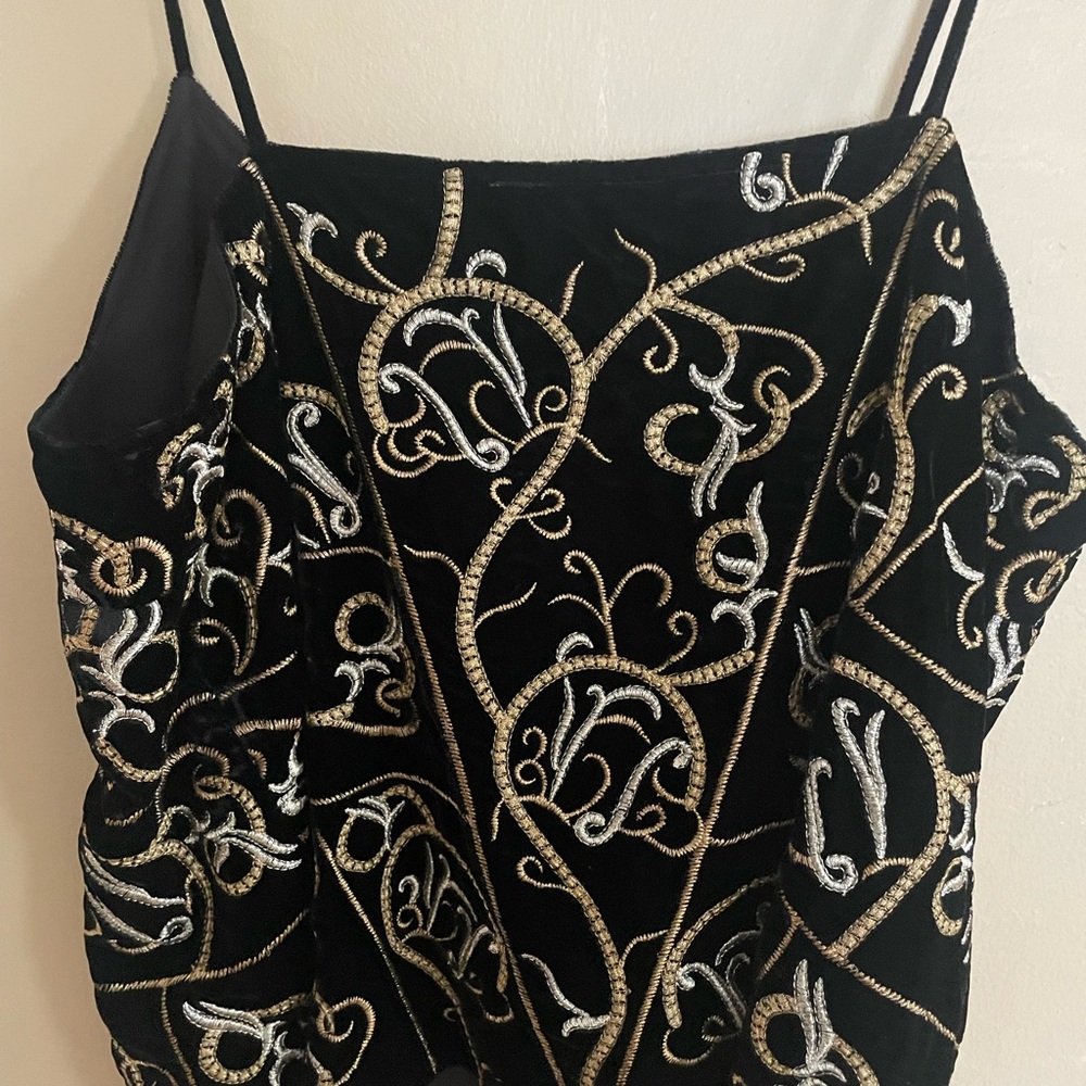 Anthropologie Seen Worn Kept velvet holiday top - Picture 2 of 6